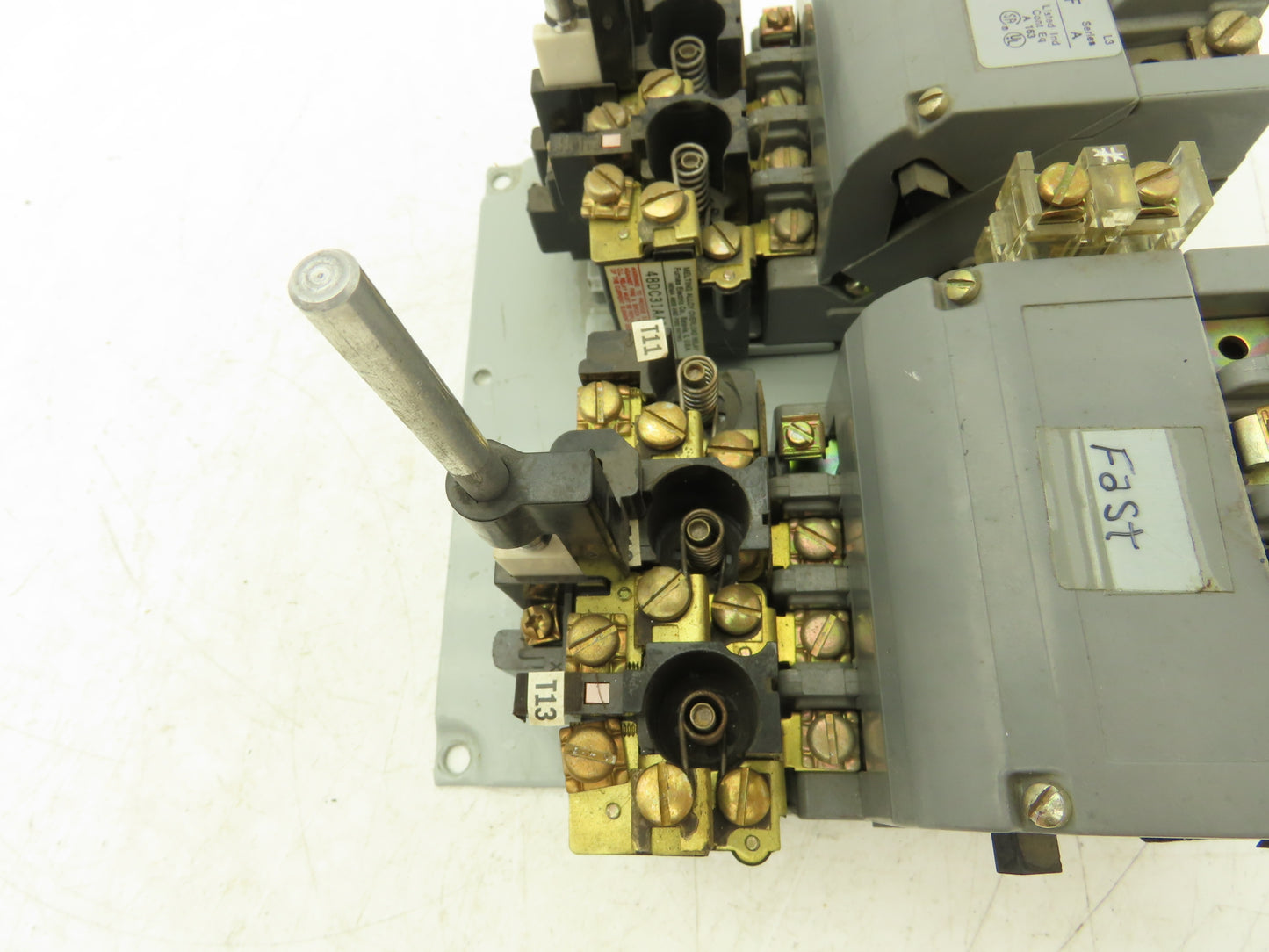 Furnas 30DP32A1VF AC Contactor Motor Starter 10Hp 600VAC 3Ph 120V Coil 2 Speed