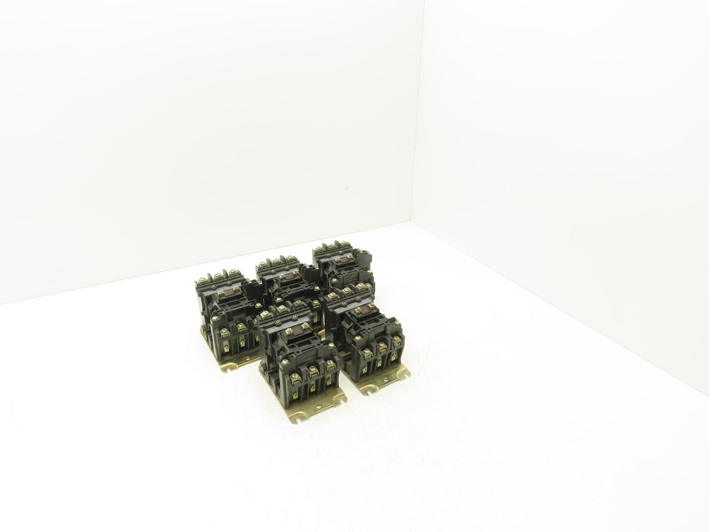 Allen Bradley 500FL-AOD93 Motor Starter Lighting Contactor 600V 3Ph 20A Lot of 5