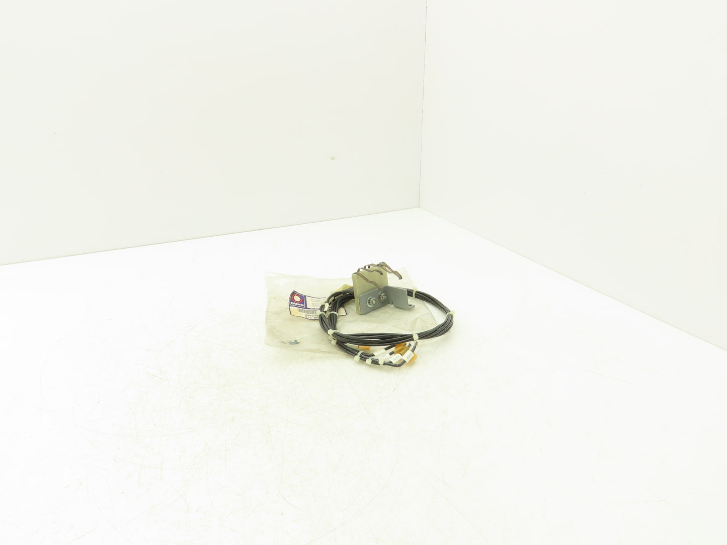 Goss Graphic Systems D042928-00002 Brush Assembly Bracket Mount QTY *READ*