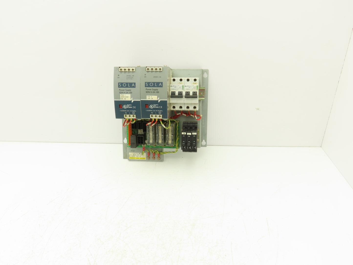 Fanuc A05B-2401-C311 I/O PSU Unit Power Supply 230VAC Input 24VDC Output