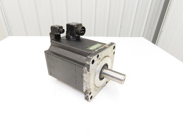 Okuma BL-MC200J-20SNA AC Servo Motor 4kW 2000 RPM 157V 16.2A 3PH With Encoder