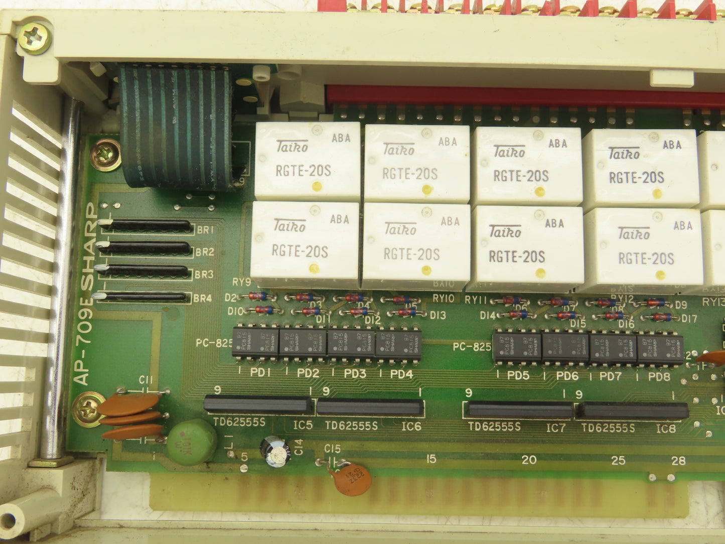 Sharp ZW-16S4D Output I/O Module With AP-709E Printed Circuit Board Card
