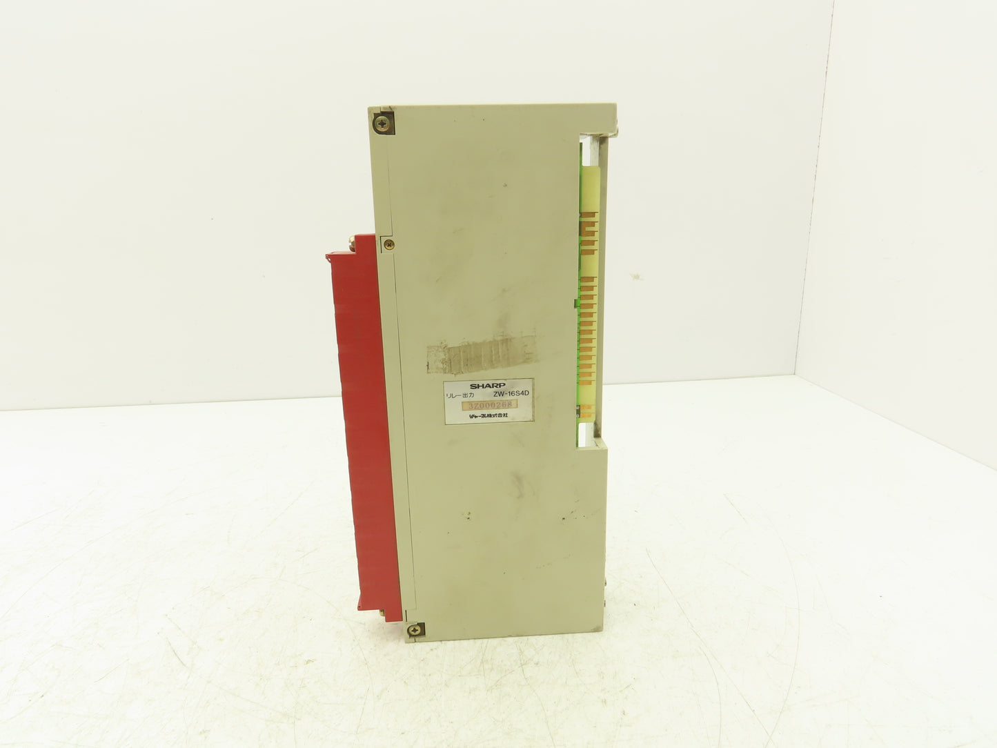 Sharp ZW-16S4D Output I/O Module With AP-709E Printed Circuit Board Card
