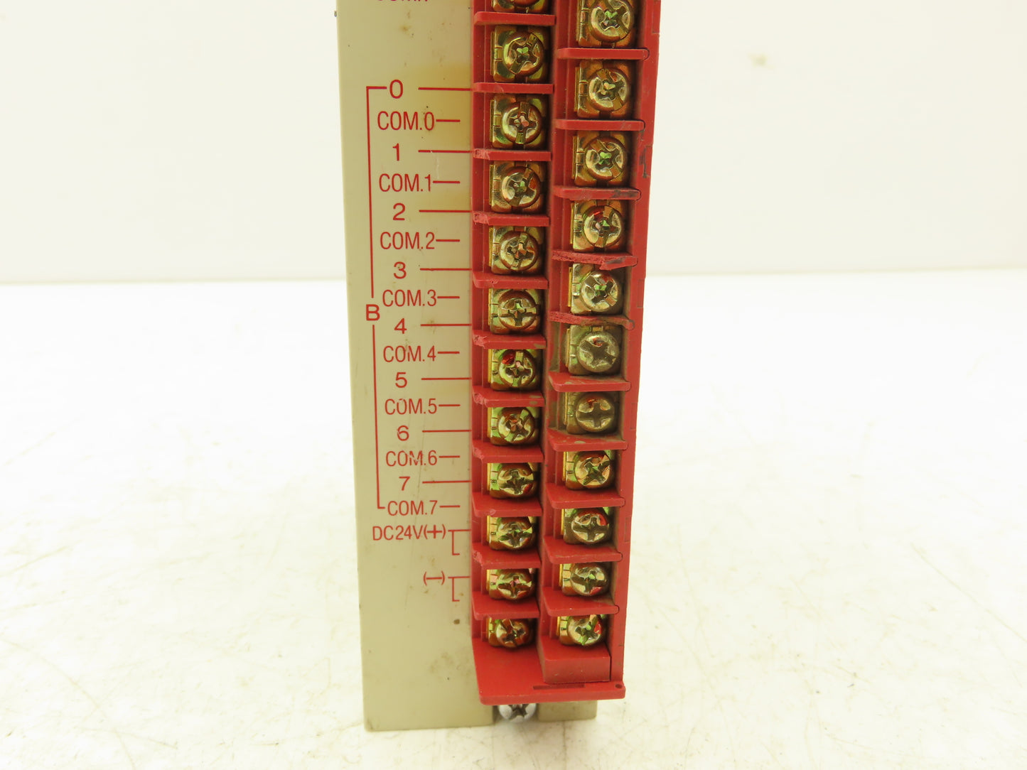 Sharp ZW-16S4D Output I/O Module With AP-709E Printed Circuit Board Card