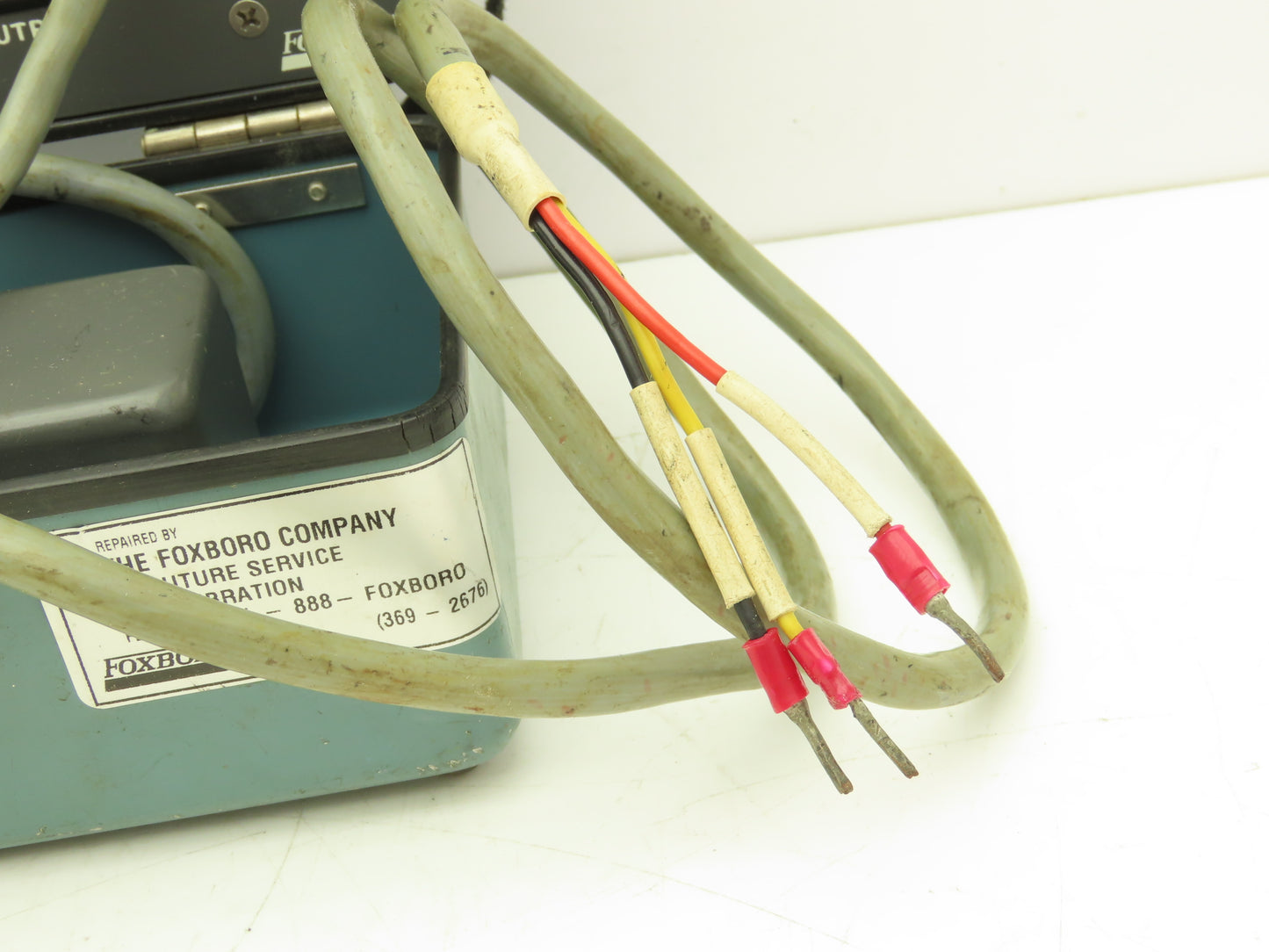 Foxboro 896 CAL Magnetic Flow Calibrator 1-10mV With Mechanical Dial Counter