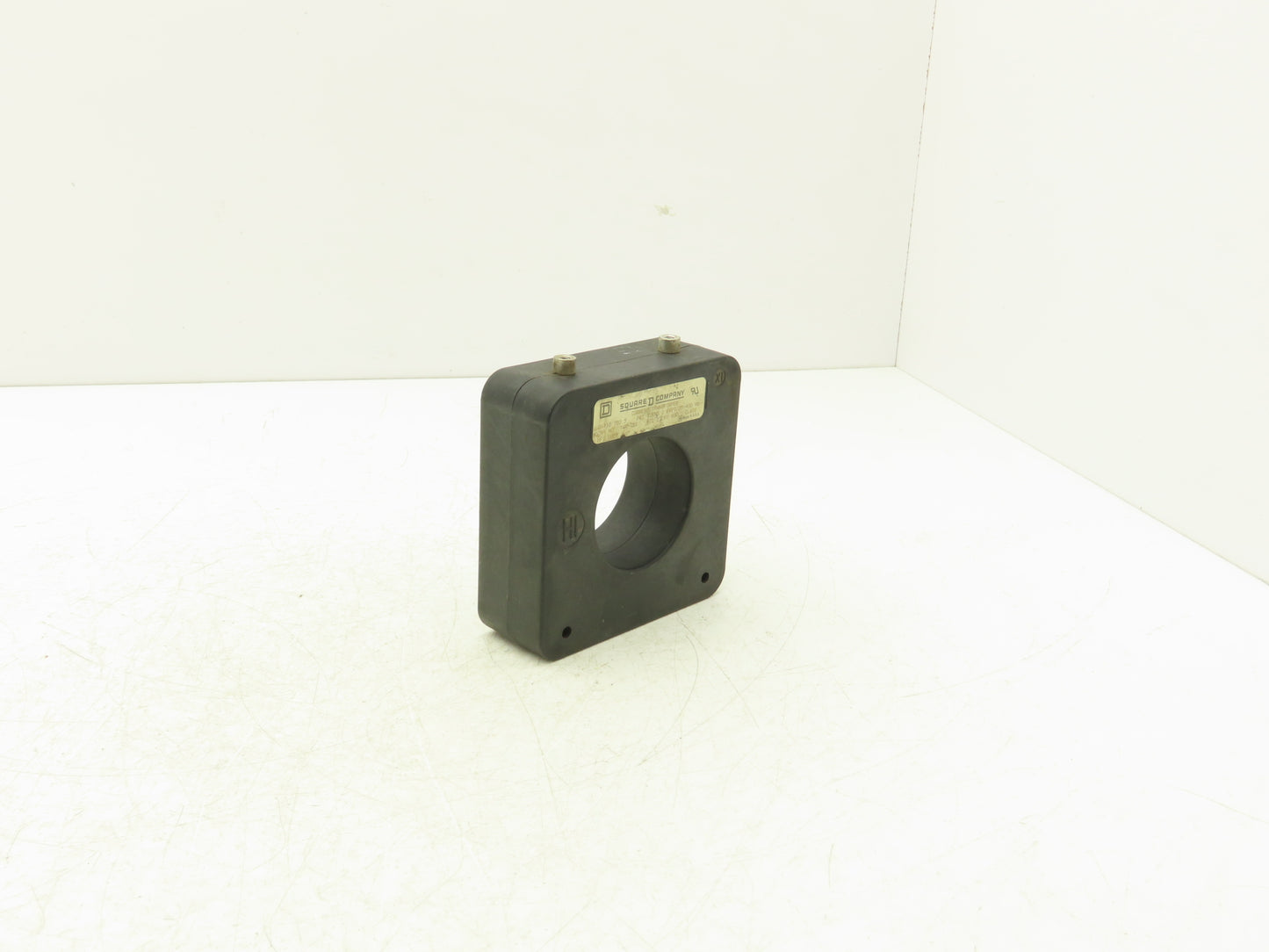 Square D 74R-751 Current Transformer 750:5 Ratio 600v 25-400 Hz
