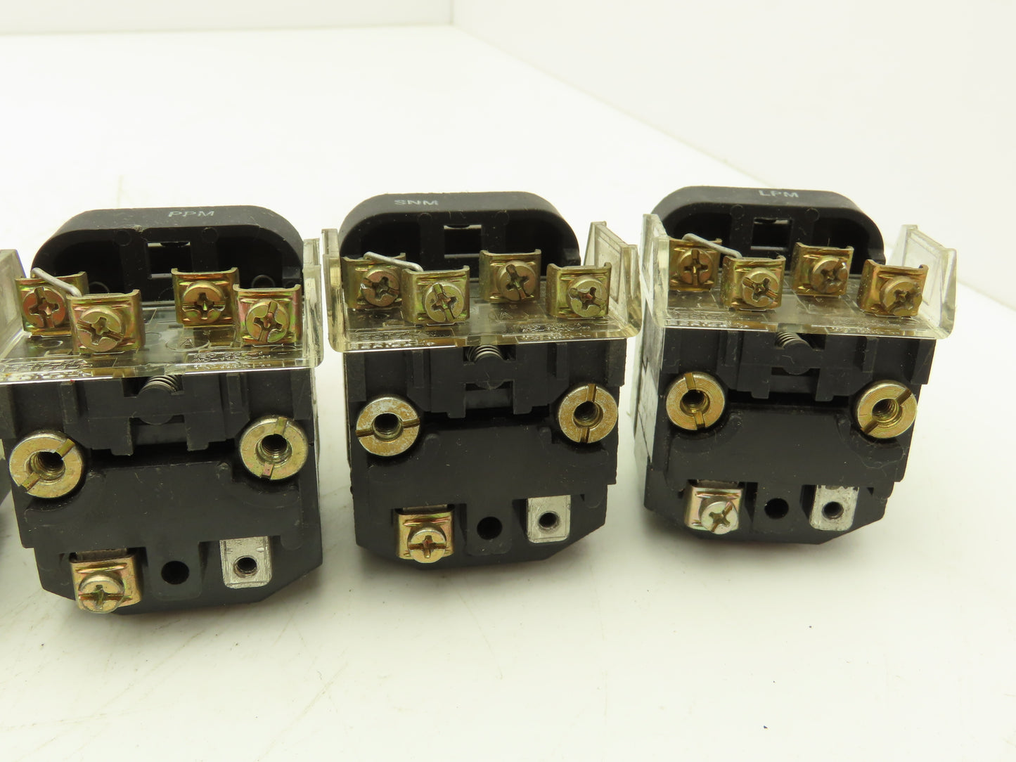 Allen Bradley 800T-PT16 Red Illuminated Pilot light 30mm 120VAC Lot of 11