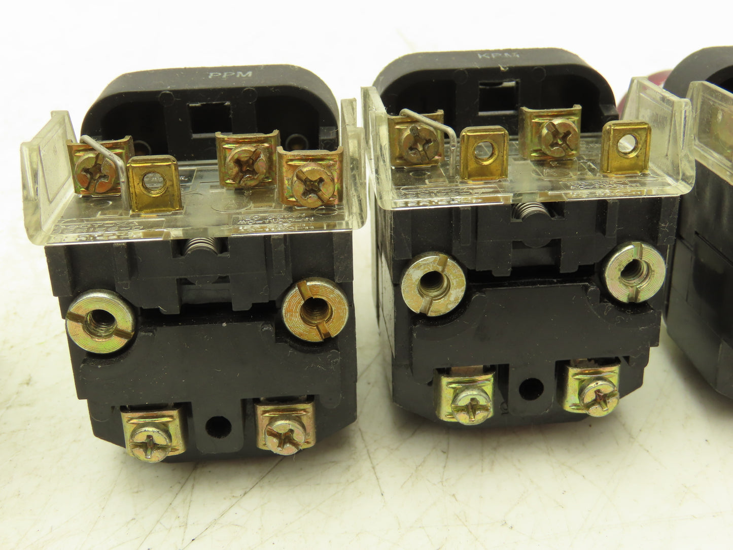 Allen Bradley 800T-PT16 Red Illuminated Pilot light 30mm 120VAC Lot of 11