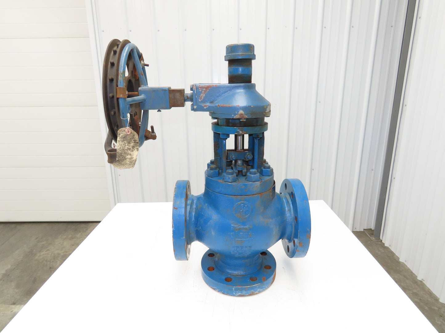 Atwood Morrill 3-Way Globe Valve 4" Flanged Limitorque Gear Operator Pull Chain
