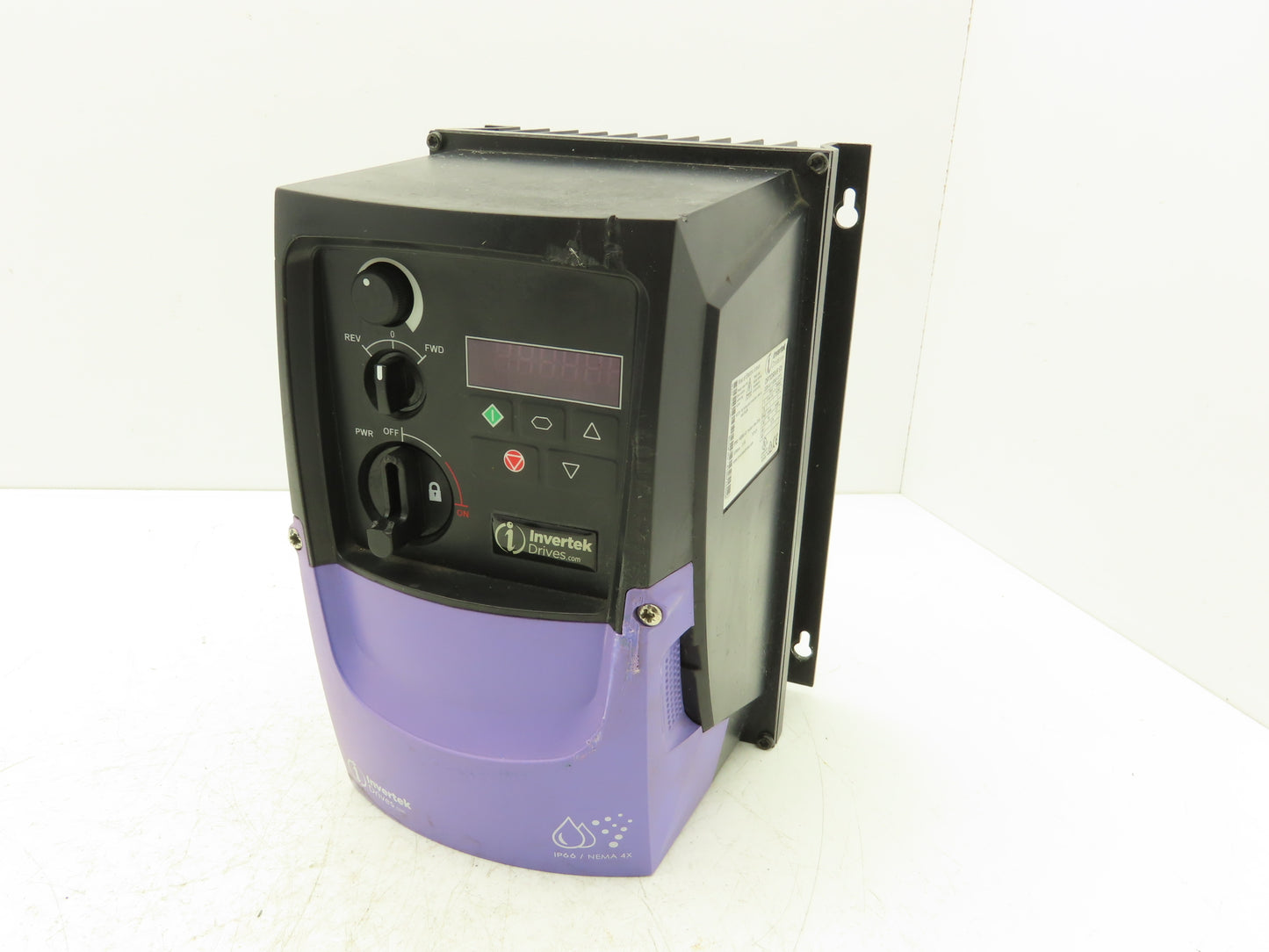 Intertek ODE-3-110043-101Y Optidrive E3 VFD 1HP 4.3A 115 1PH/3PH Variable Drive