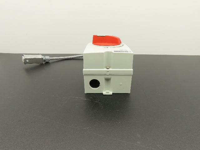 Square D MD3304X Enclosed Manual Motor Disconnect Switch 30A 600VAC Lot of 2