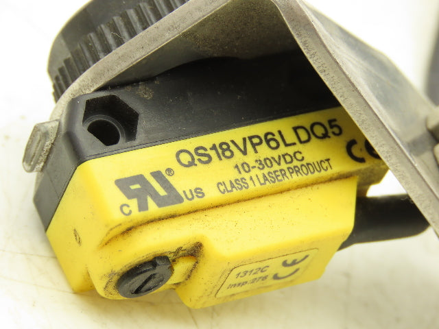 Banner QS18VP6LDQ5 Photoelectric Sensor 300mm 4-Pin w/Bracket Lot of 4