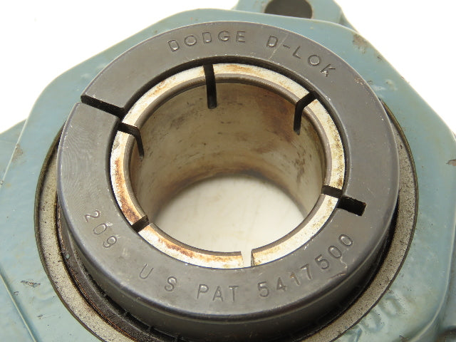 Dodge F4B-DL-111 4-Bolt Flange Mount Ball Bearing 11/16" Shaft Size Lot of 2