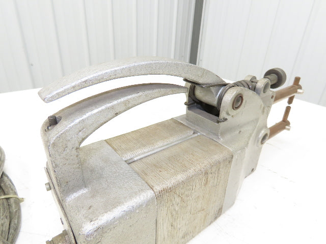 Resistal SPW Handheld Spot Welder 220VAC 3kVA Welds Sheet Steel 5 m/m 6" Depth