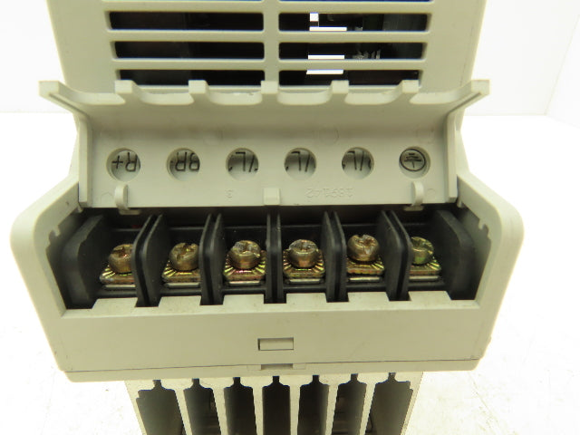Allen Bradley 160-BA03NPS1P1 VFD AC Drive 0.75kW 1Hp 460VAC 3Ph FRN 7.06 Ser C