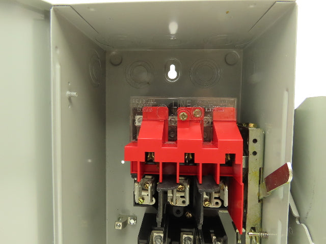 Eaton Cutler Hammer Safety Disconnect Switch 30A 600V 3 Pole Fusible