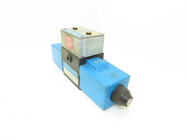 Vickers PA4DG4S4LW-012N-H-61-S558 Hydraulic Directional Pilot Valve D05 24VDC