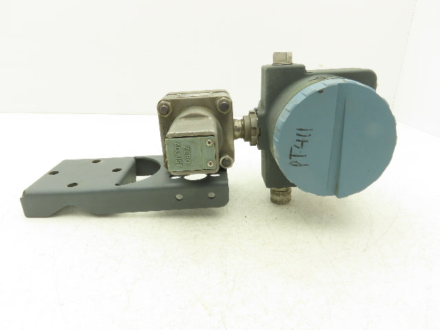 Foxboro 821GM-IS1NM2 Pressure Transmitter 1/2"NPT 12.5-65VDC 150PSI W/Bracket