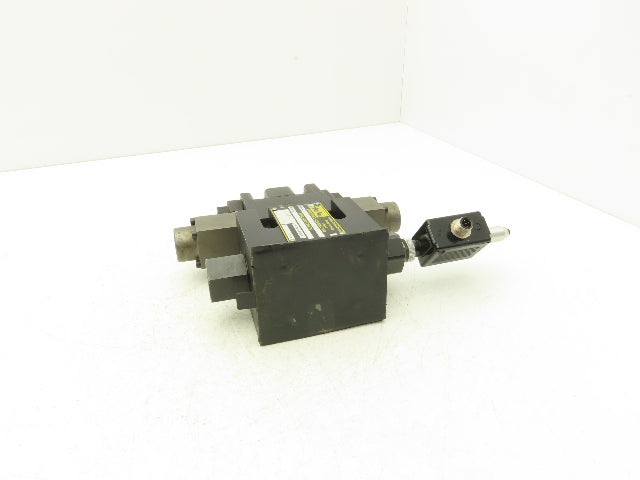 Parker D31FSE01B4NXP030 Proportional Valve D1FVE02BCVXP20 Transducer AWEX020D06