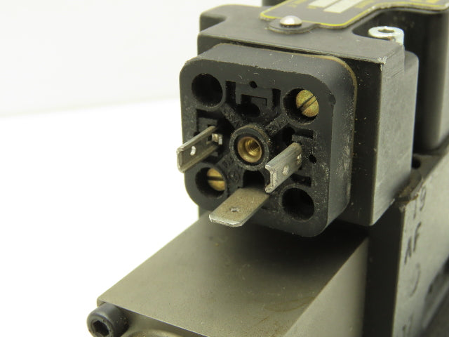 Parker D31FSE01B4NXP030 Proportional Valve D1FVE02BCVXP20 Transducer AWEX020D06