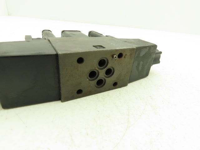 Parker D1VW1CY Hydraulic Solenoid Valve 4-Way 3-Pos 120VAC 5000 PSI Series D1VW