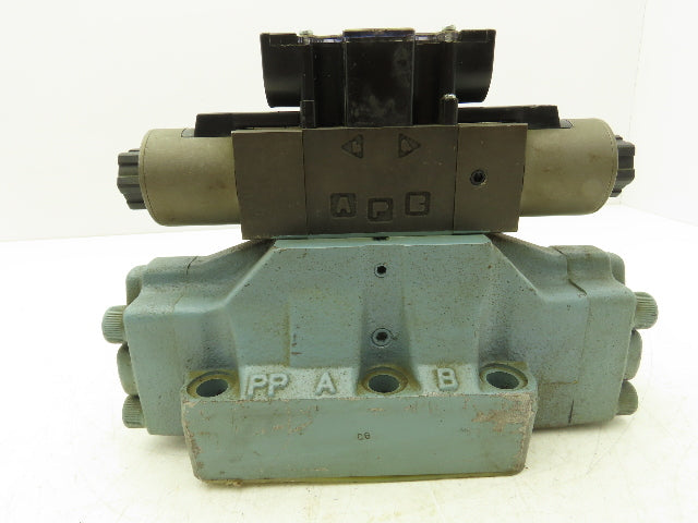 Nachi DSE-G06-C6-GR-D2-11 Hydraulic Directional Control Solenoid Valve 24VDC