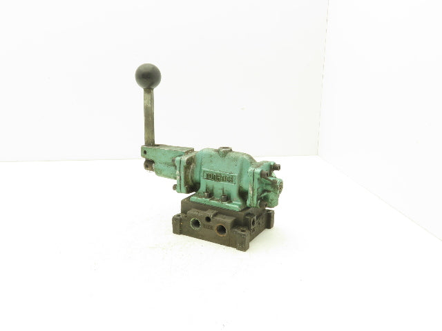 Numatics 33HLS5410 Directional Manual Lever Valve 3-Pos Spring Return 3/8"NPT