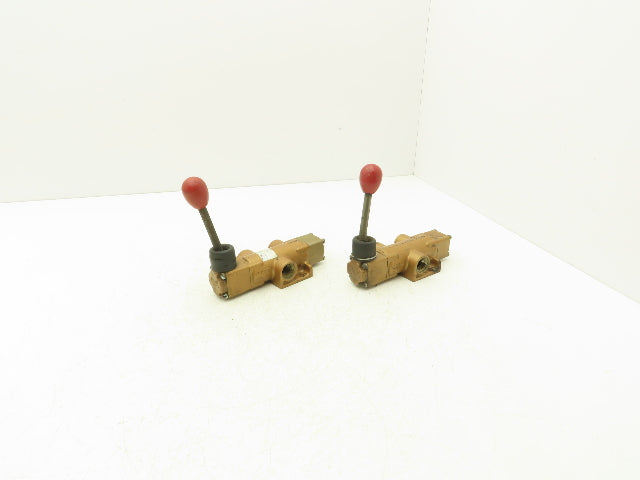 Versa SA-3501-72 Directional Manual Lever Valve 3-Pos 3-Way 1/2"NPT Lot of 2