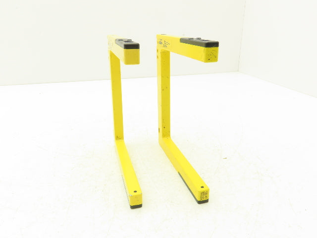 Banner SLM120P6Q Fork Slot Proximity Sensor Fixed-Distance 120mm Width Lot of 2