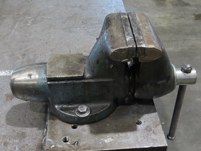 1-3/4" Thick Top Steel Welding Layout Table Work Bench 120"x72"x33" Wilton Vise