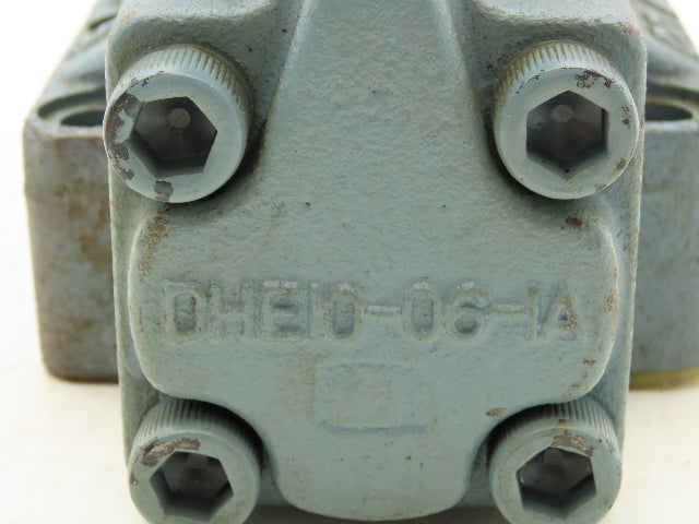 Nachi DSE-G06-C5-GR-D2-11 Hydraulic Directional Control Solenoid Valve 24VDC 3/4
