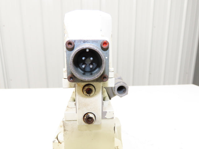 Moog J662C120 Hydraulic Directional Servo Valve J061-111A
