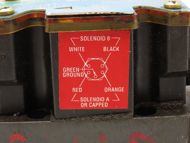 Vickers DG4V-3S-2N-M-FPA5WL-B5-60 Hydraulic Directional Solenoid Valve 120VAC