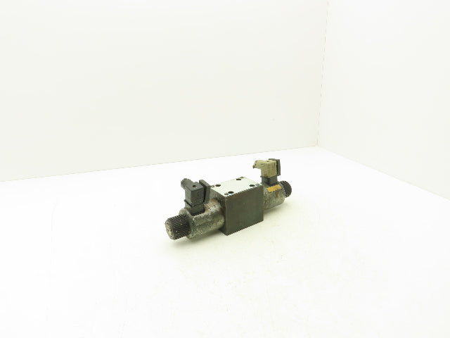 Vickers DG4V 5 521CJ M U H6 20 Hydraulic Directional Dual Solenoid Valve 24VDC