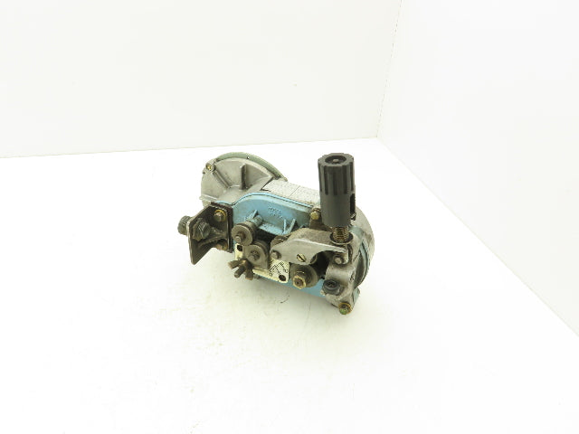 Yaskawa Electric CMR-231 U Welder Wire Motor Feeder 24VDC *READ*