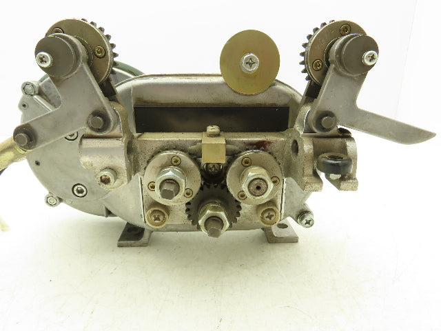 Yaskawa Electric PMEE-12CBB Welder Wire Motor Feeder 24VDC No Wire Guide