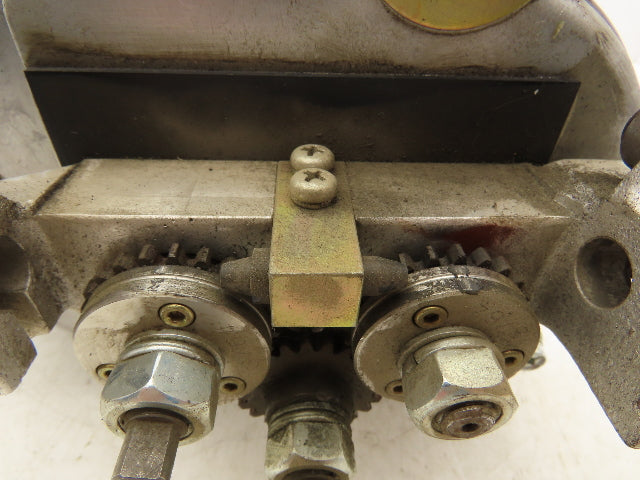 Yaskawa Electric PMEE-12CBB Welder Wire Motor Feeder 24VDC No Wire Guide