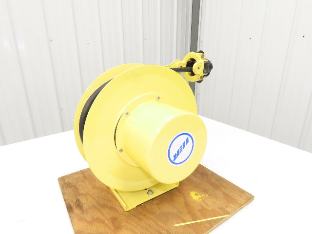 Insul 8 NCJN338RR POWEREEL Series Cable Reel With 31' 16/8 SOW Ratchet Locking
