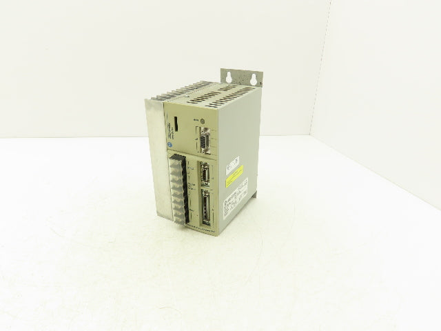 Allen Bradley 1398-DDM-009 Series Servo Drive 1PH 120/240V 50/60Hz Ser A