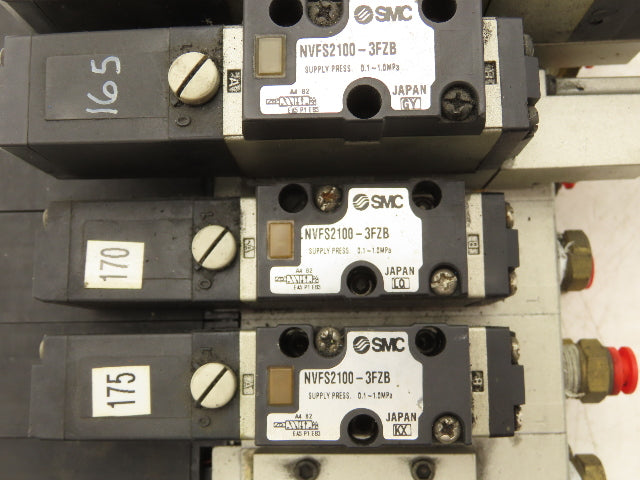 SMC NVV5FS2-01T-071-02T 7-Station Pneumatic Solenoid Valve Manifold Assembly