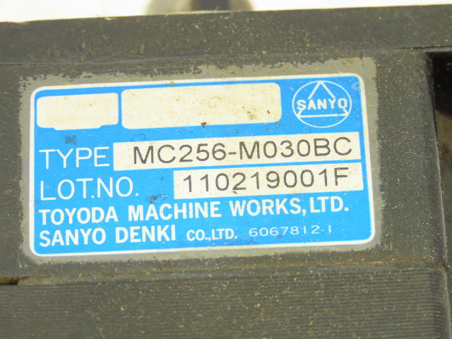 Sanyo Denki Toyoda MC256-M030BC AC Servo Motor with R05F432564 Absosyn Encoder