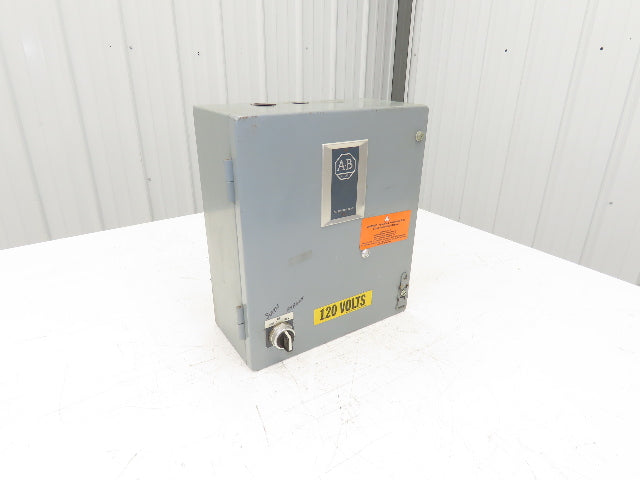 Allen Bradley 505-AAXD-3-104 Reversing Controller 1 Ph W Overload Relay Type 1