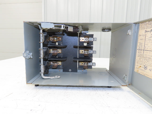 Gould Modicon BOS14352 Vacu-Break Switch Plug W Clampmatic Contacts 60A 600V