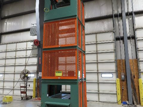 Roach Vertical Lift Elevator 36"Wx 48"L Belt Conveyor 11' 4" Travel 460V 3PH