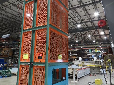 Roach Vertical Lift Elevator 36"Wx 48"L Belt Conveyor 11' 4" Travel 460V 3PH
