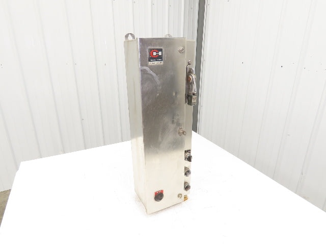 Cuttler Hammer Combination Motor Starter Fusible 5Hp 600V 3Ph 120V Coil SS