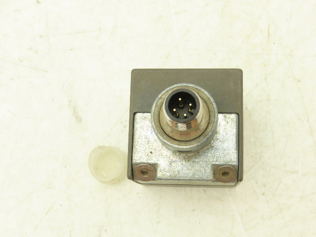 Turck Uprox Bi20U-CA40-AP6X2-H1141/S1669 Proximity Switch 10-30VDC 4 Pin