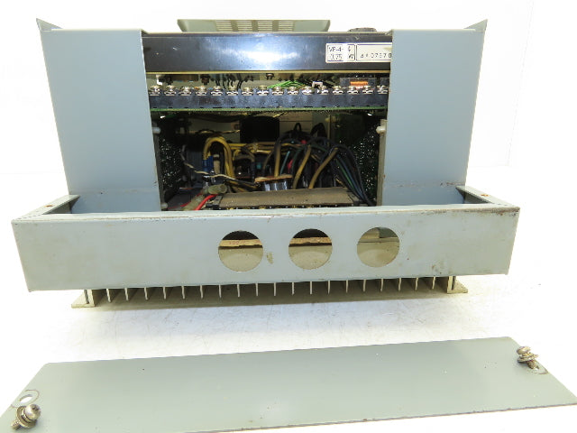 Allen Bradley 1332-AAB Bulletin VFD Adjustable Frequency Drive 460V 2.1A 3 Phase