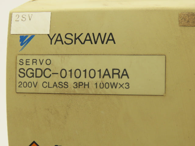 Yaskawa SGDC-010101ARA Drivepack Servo Unit 280-330V Input 0-230V Output 3Ph 1A