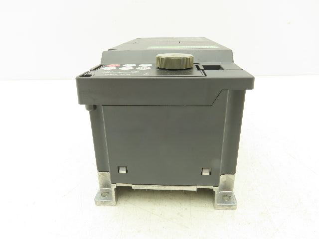Mitsubishi Electric FR-F720P-0. 75K Inverter Drive .75KW 240VAC 3Ph 6.4A 50-60Hz